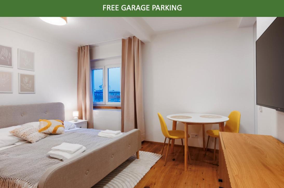 1 Bedroom Apartment With Terrace And Free Parking Near Metro Prague Luaran gambar